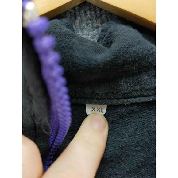 Mens 1/4 Zip Pullover Sweatshirt Embroidered Horse Racing Jockey 1904-2004 Black - Picture 8 of 10